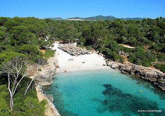 a b: Strand Cala sa Nau