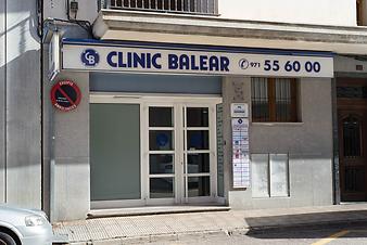 a b: Ärztezentrum Clinic Balear Manacor