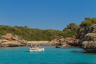 a b: Cala Petita - Mallorca Ostküste