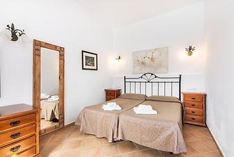 Finca Son March: Schlafzimmer 1