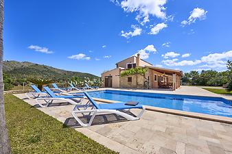 Finca Can Cremat: Poolterrasse