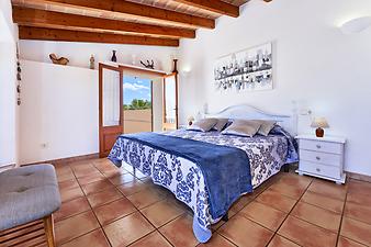 Finca Can Cremat: Schlafzimmer 1