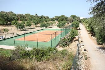 Finca Son March: Tennisplatz